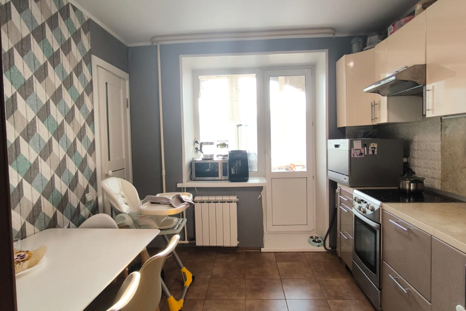 Продаётся 2-комнатная квартира, 57.8 м²