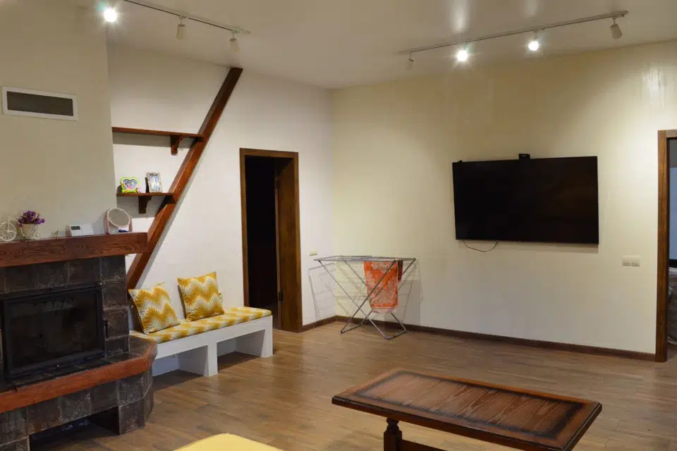 Продаётся 2-этажный дом, 199.7 м²