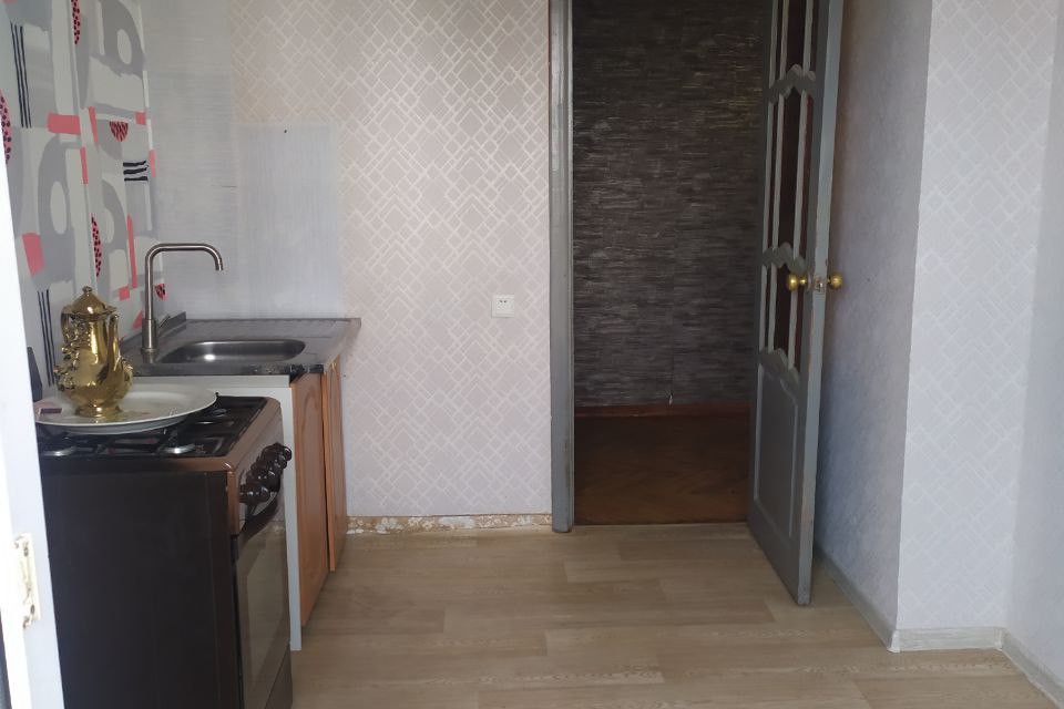Продаётся 4-комнатная квартира, 80 м²