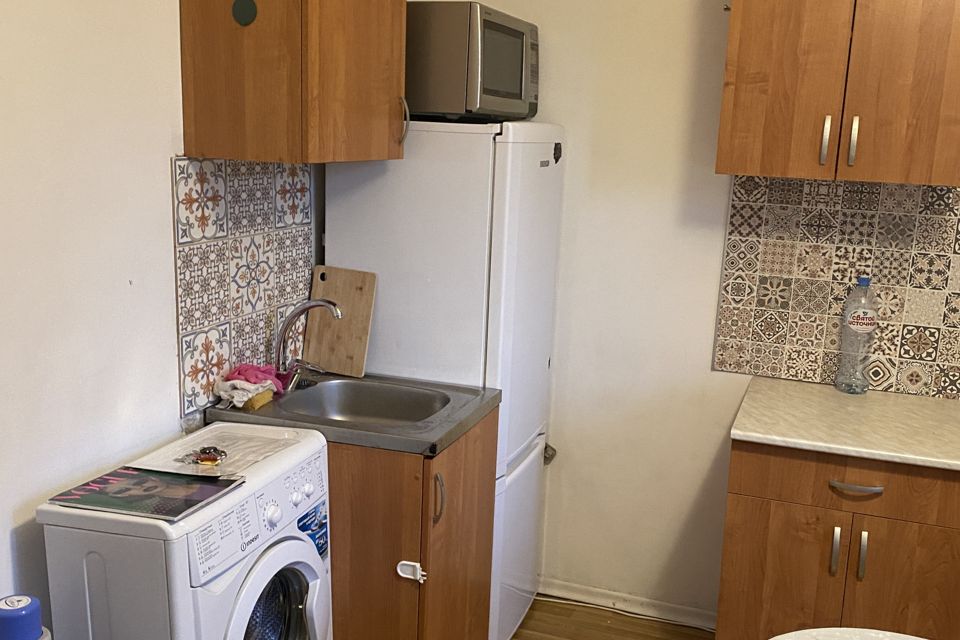 Продаётся 1-комнатная квартира, 38 м²