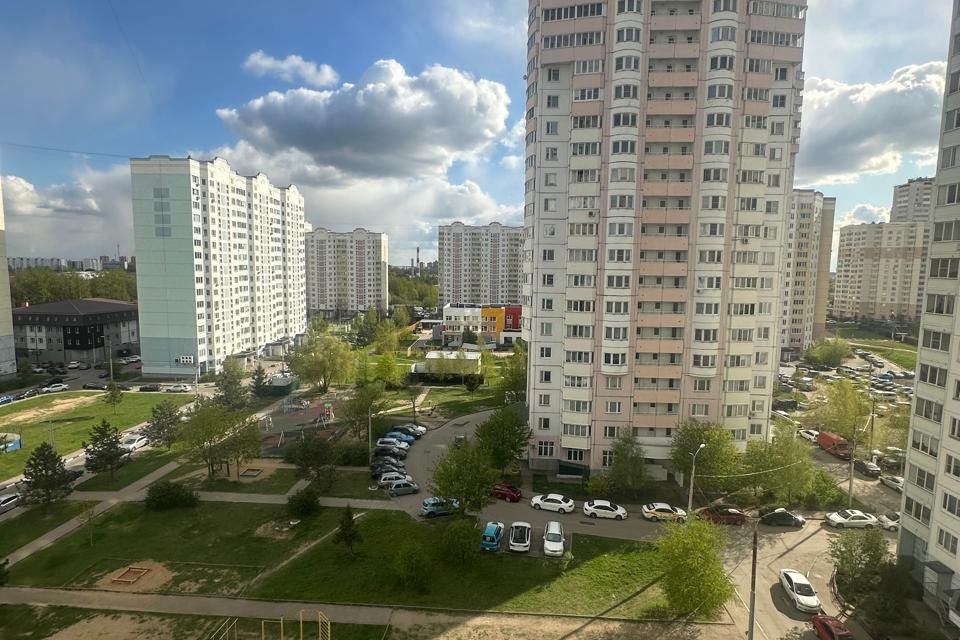 Продаётся 1-комнатная квартира, 42.2 м²