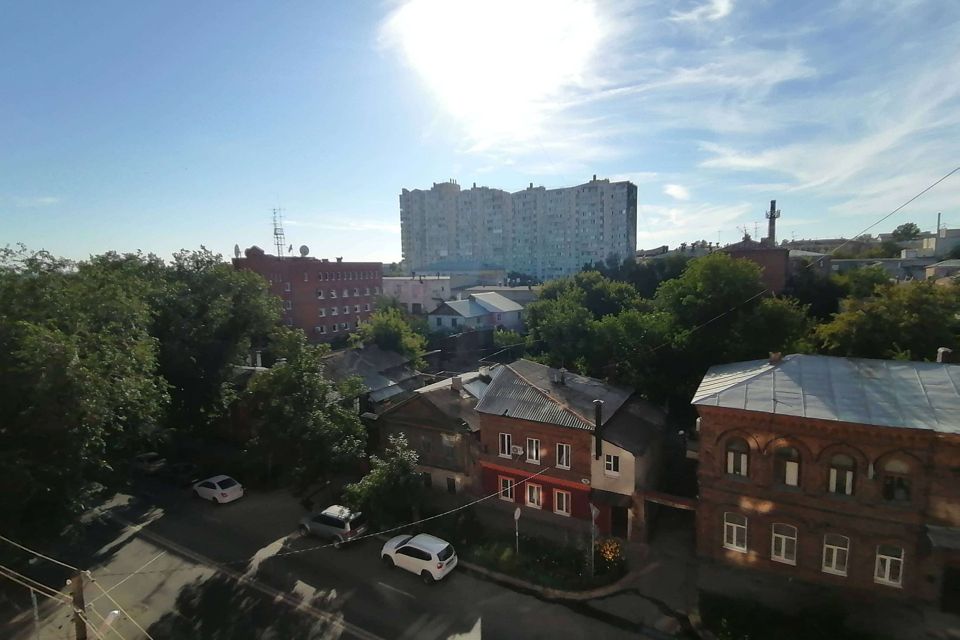 Продаётся 3-комнатная квартира, 118.7 м²