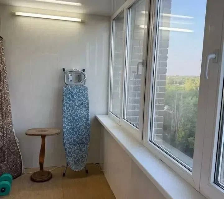 Продаётся 4-комнатная квартира, 94 м²