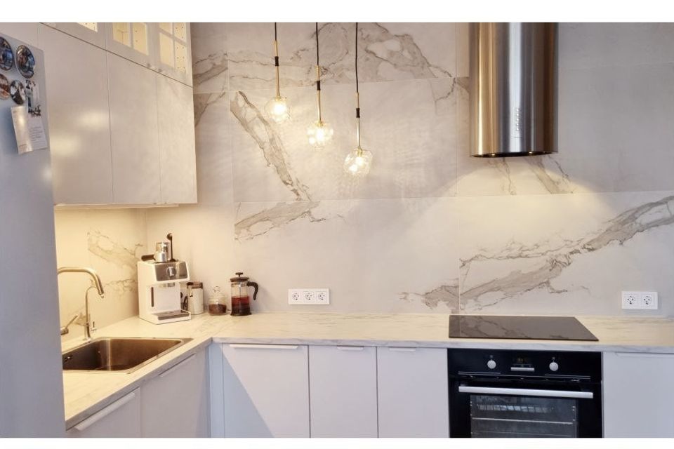 Продаётся 1-комнатная квартира, 49 м²
