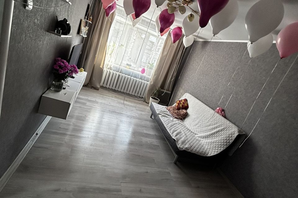Продаётся 3-комнатная квартира, 65.8 м²