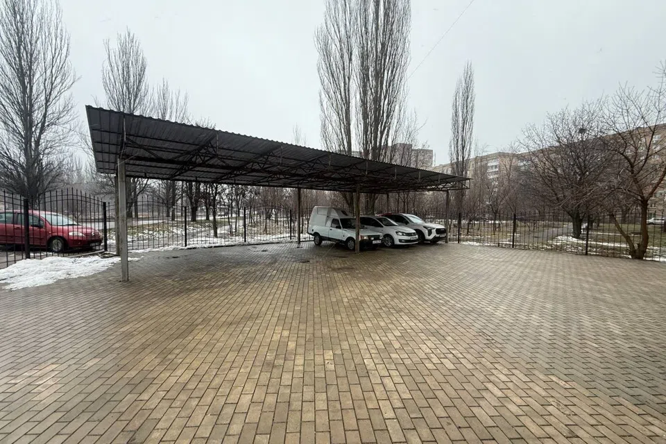 Продаётся помещение своб. назначения, 555 м²