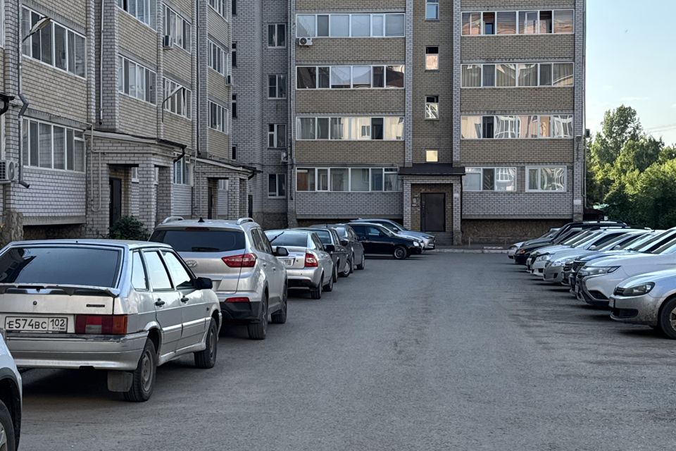 Продаётся 1-комнатная квартира, 39.8 м²