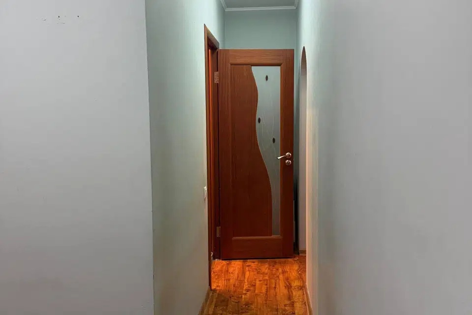 Продаётся 1-комнатная квартира, 41.9 м²
