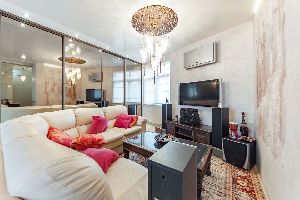 Продаётся 2-комнатная квартира, 67.5 м²