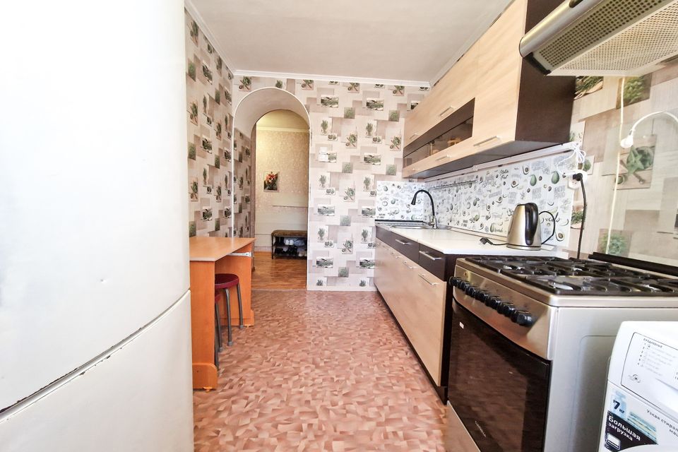 Продаётся 4-комнатная квартира, 79 м²