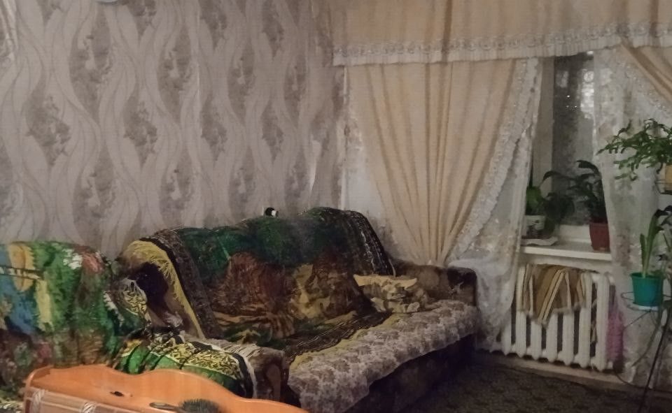 Продаётся 2 комнаты в 2-комн. квартире, 30.9 м²