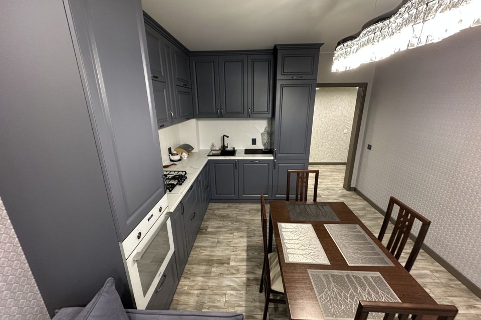 Продаётся 2-комнатная квартира, 83 м²