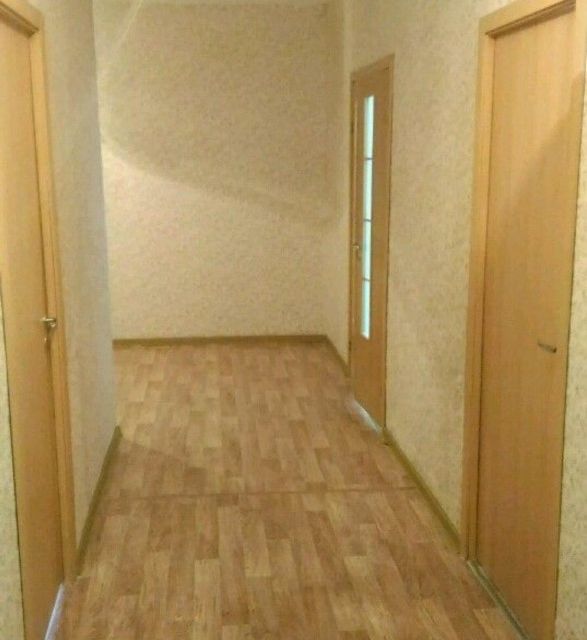 Продаётся 4-комнатная квартира, 98.6 м²