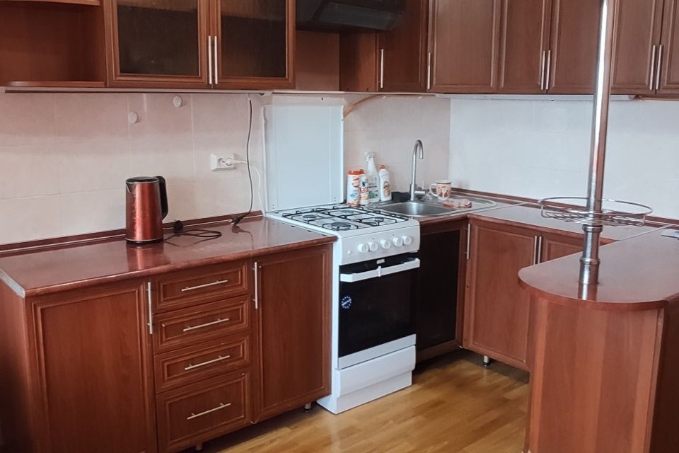 Продаётся 2-комнатная квартира, 65 м²