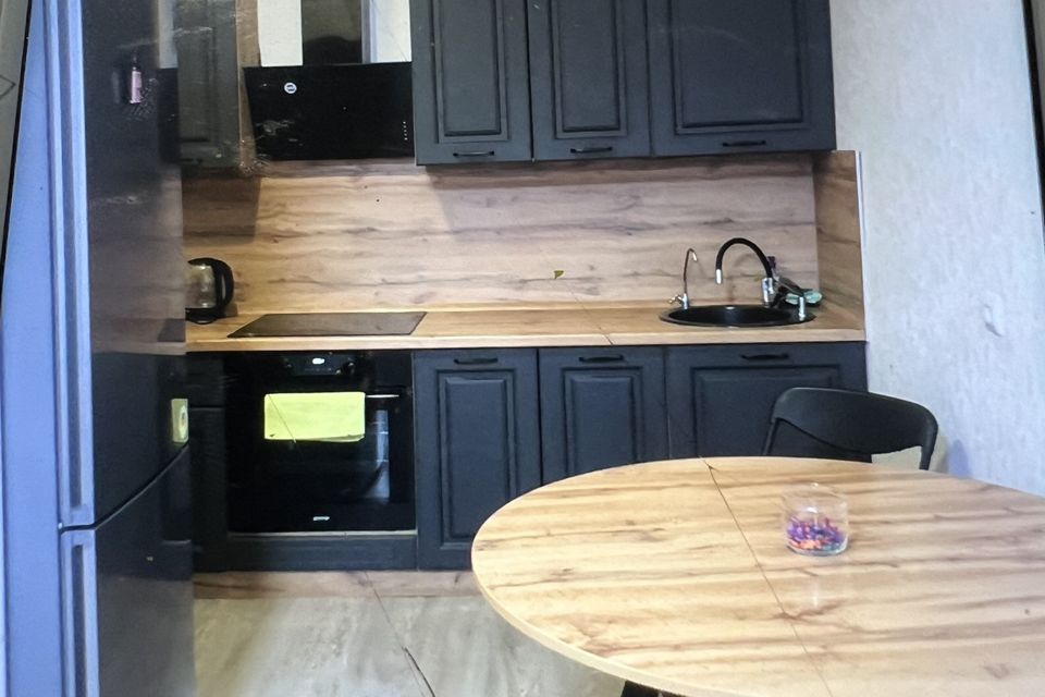 Продаётся 1-комнатная квартира, 38.2 м²