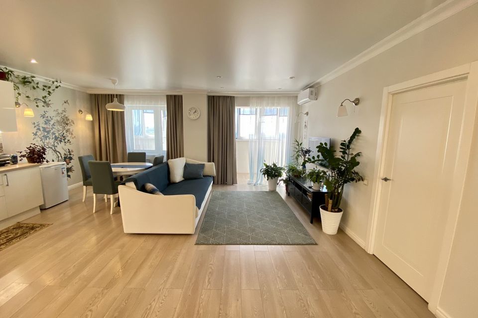Продаётся 2-комнатная квартира, 63.3 м²