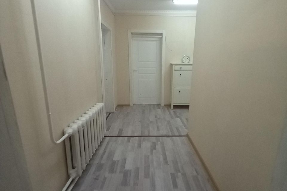 Продаётся 3-комнатная квартира, 70.4 м²