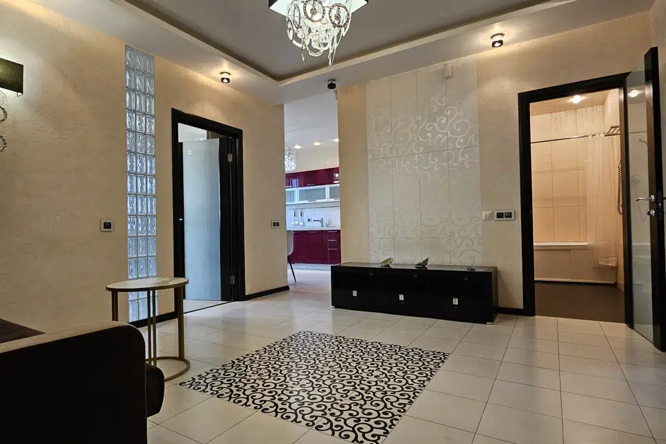 Продаётся 2-комнатная квартира, 70.7 м²