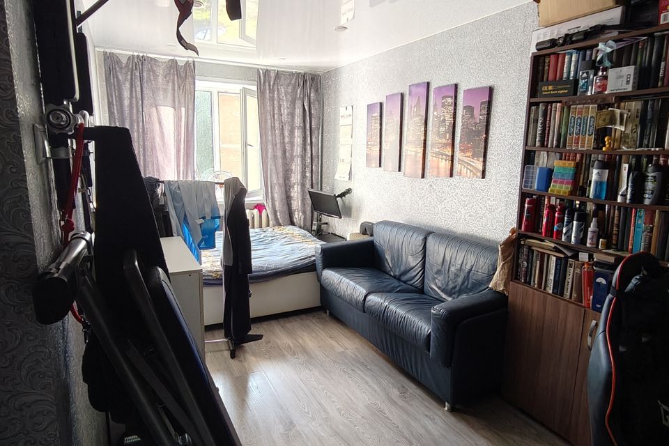 Продаётся 4-комнатная квартира, 77.5 м²
