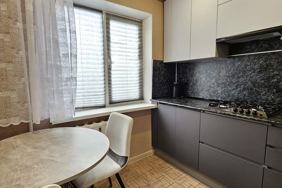 Продаётся 1-комнатная квартира, 30.4 м²