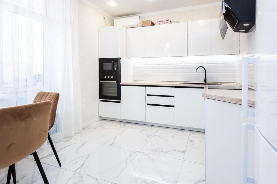 Продаётся 2-комнатная квартира, 62.2 м²