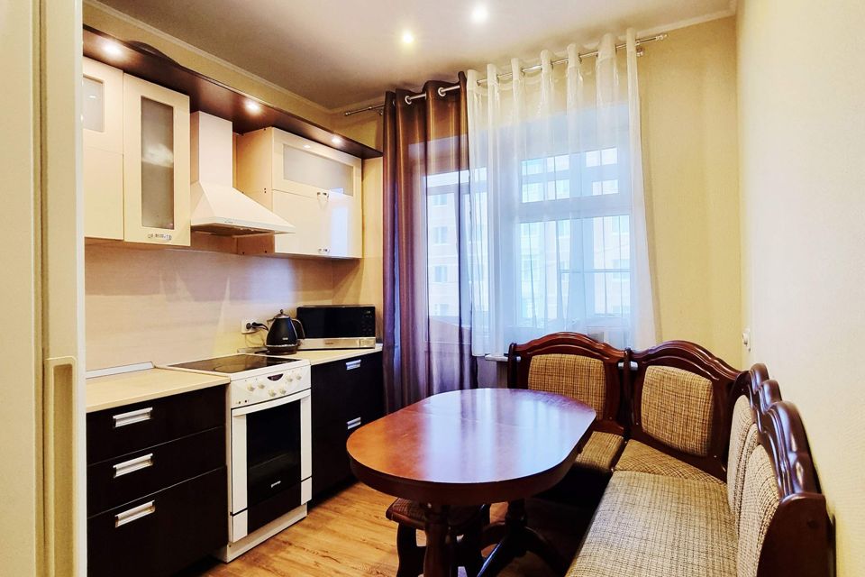 Продаётся 2-комнатная квартира, 56.5 м²