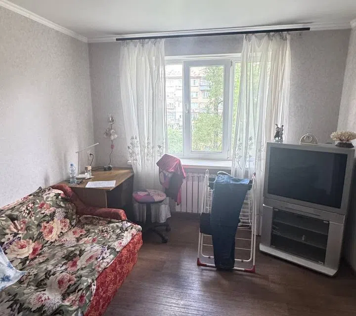 Продаётся 2-комнатная квартира, 30.4 м²
