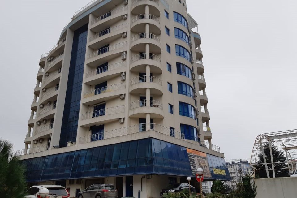 Продаётся 2-комнатная квартира, 122.6 м²