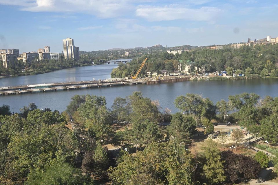 Продаётся 2-комнатная квартира, 52 м²
