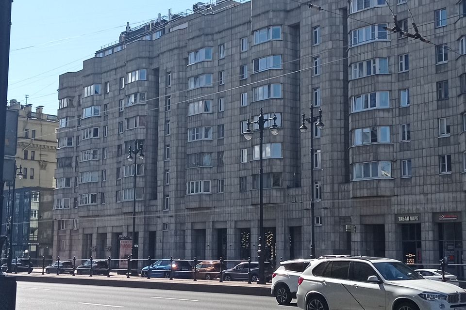 Продаётся 2-комнатная квартира, 46.7 м²