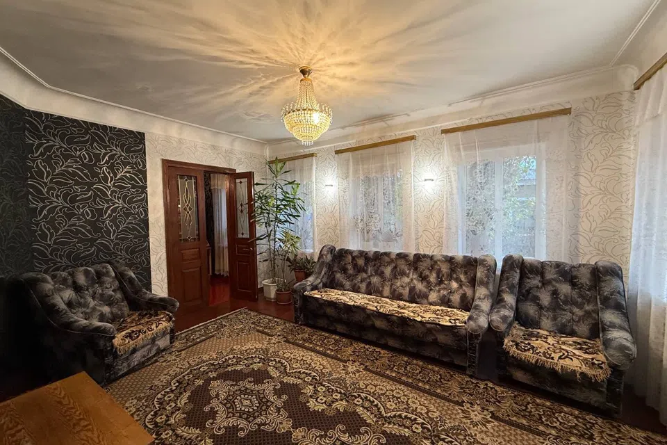 Продаётся 1-этажный дом, 98 м²