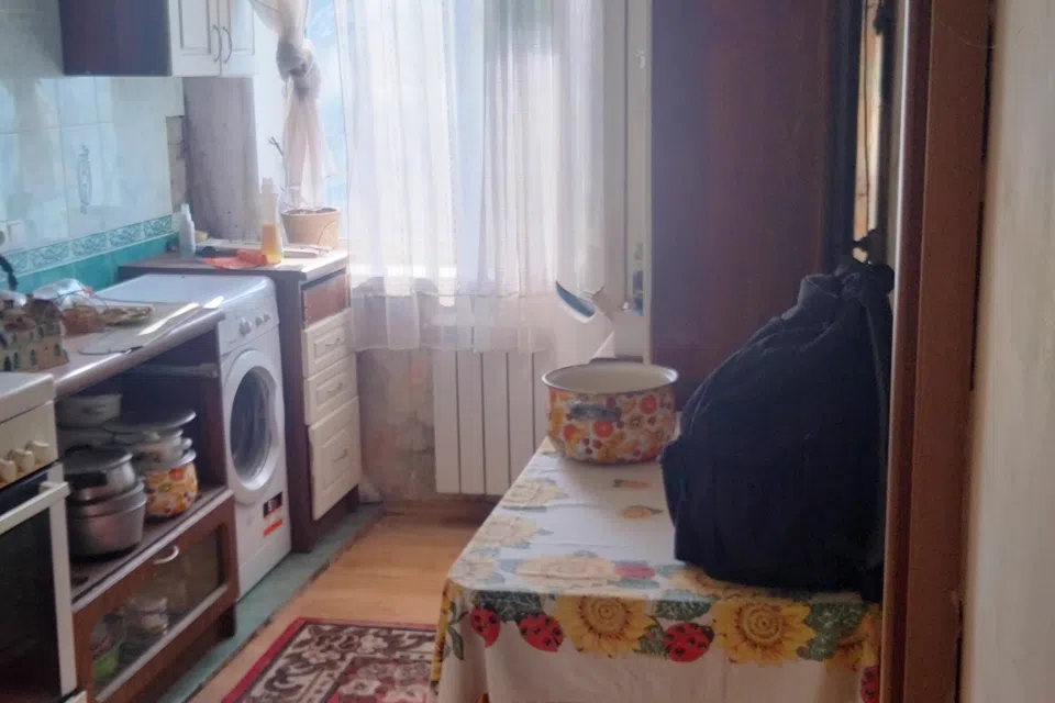 Продаётся 3-комнатная квартира, 62.3 м²