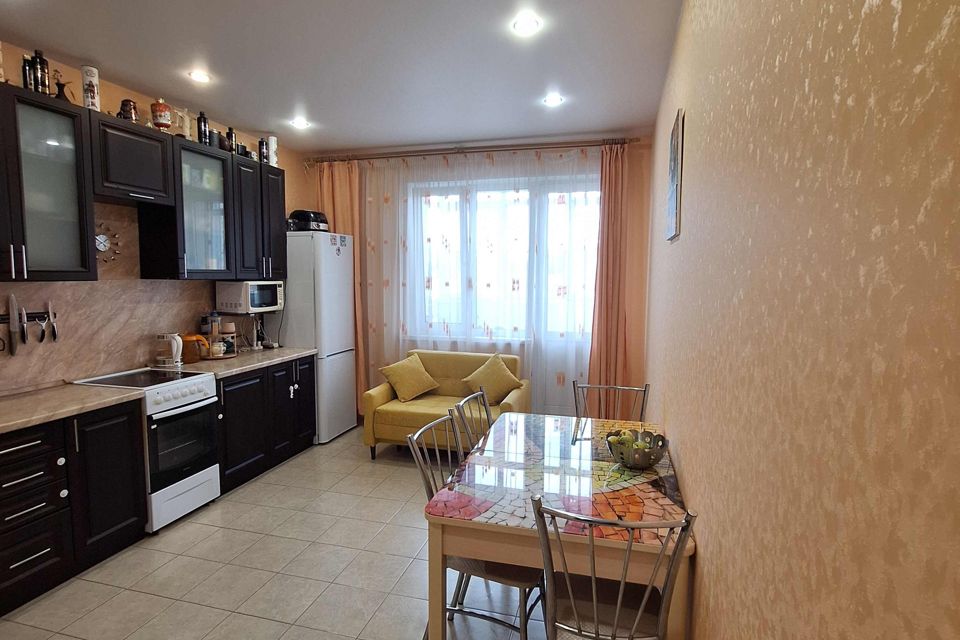 Продаётся 1-комнатная квартира, 46 м²