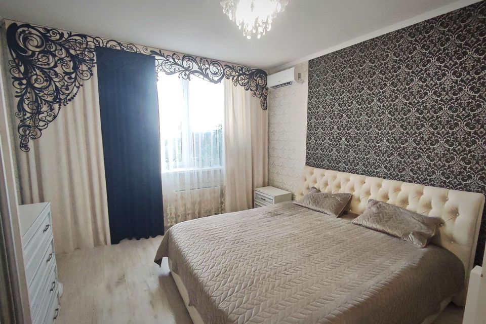 Продаётся 1-комнатная квартира, 42.4 м²