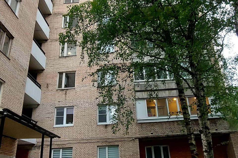 Сдаётся 2-комнатная квартира, 55.8 м²