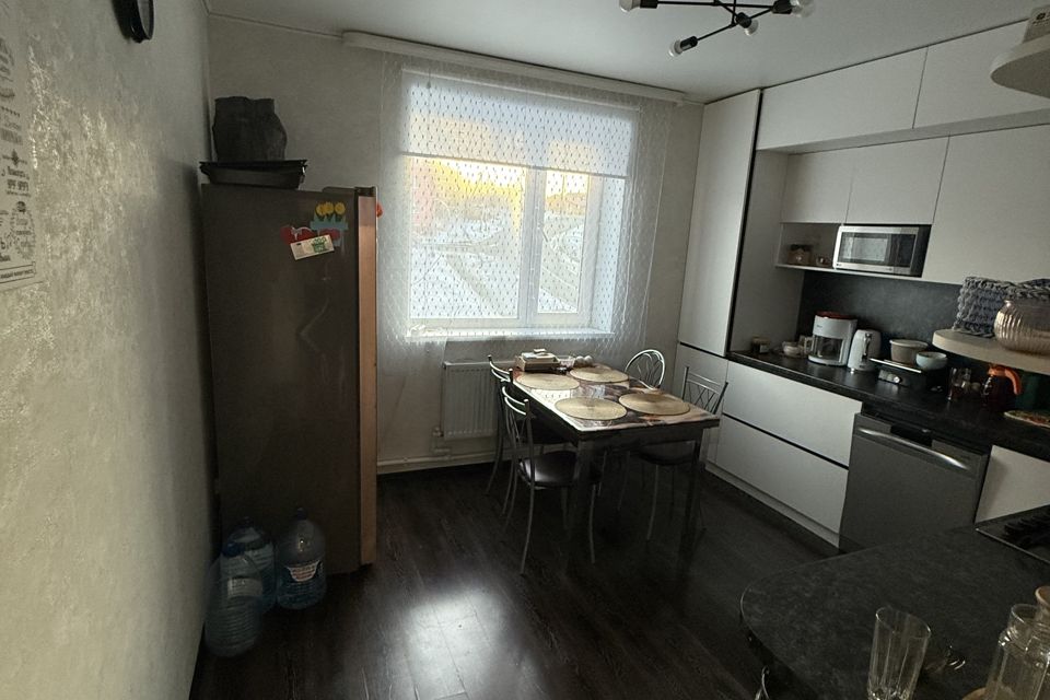 Продаётся 3-комнатная квартира, 74.1 м²