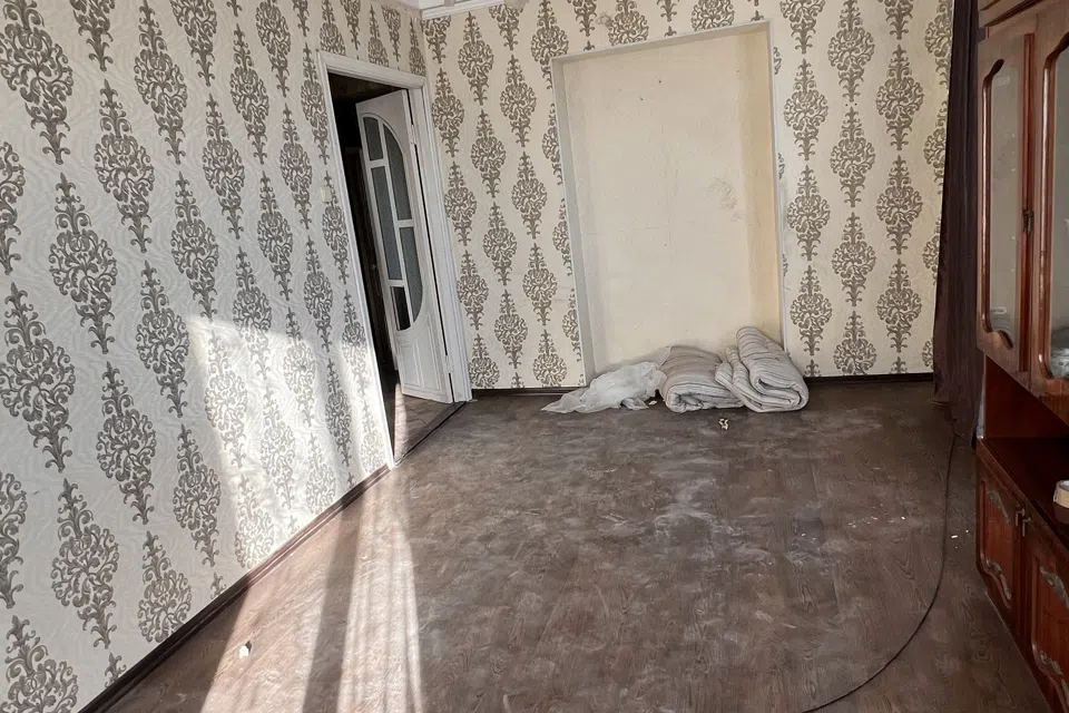 Продаётся 3-комнатная квартира, 75.8 м²