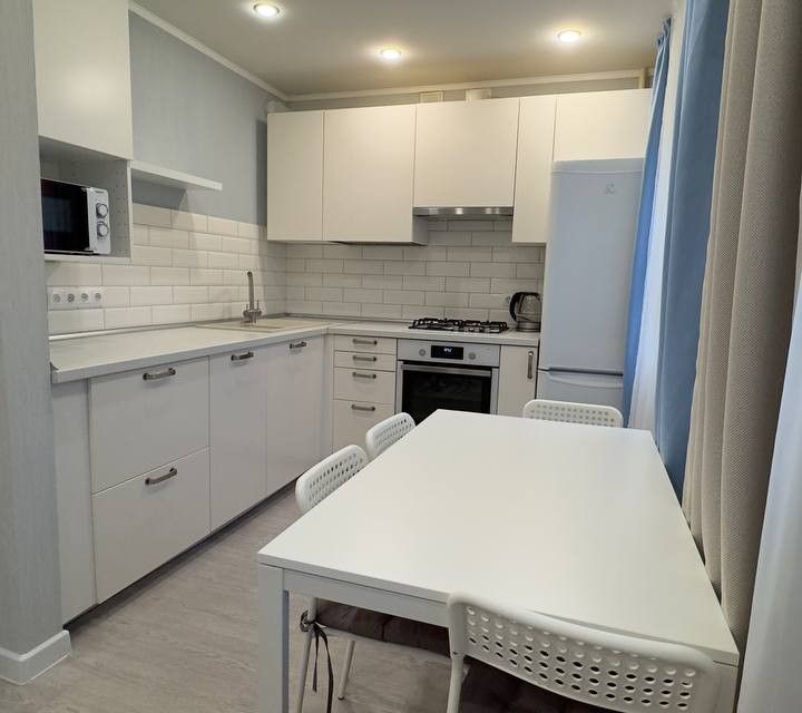 Продаётся 2-комнатная квартира, 43.7 м²