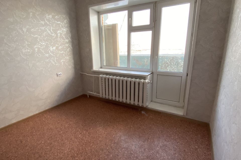 Продаётся 4-комнатная квартира, 71 м²