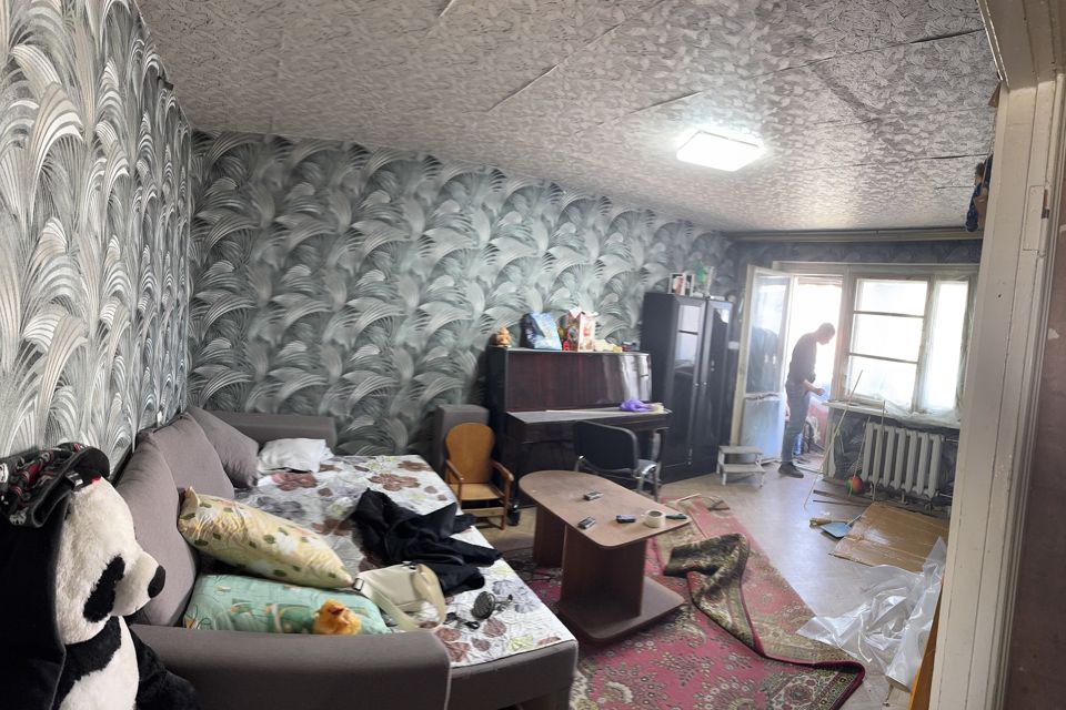 Продаётся 3-комнатная квартира, 61.7 м²