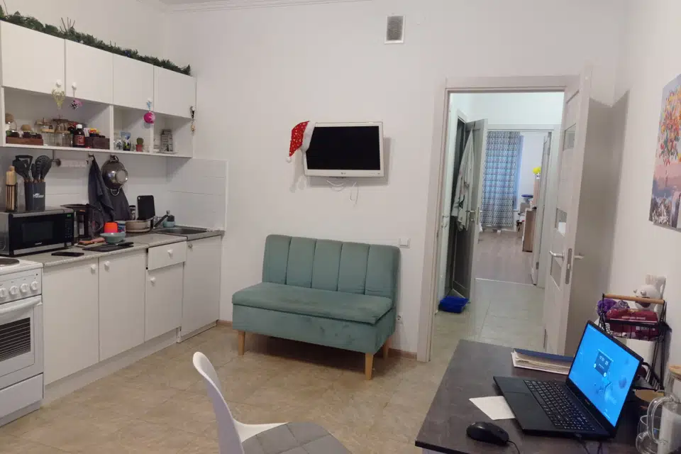 Продаётся 2-комнатная квартира, 69 м²