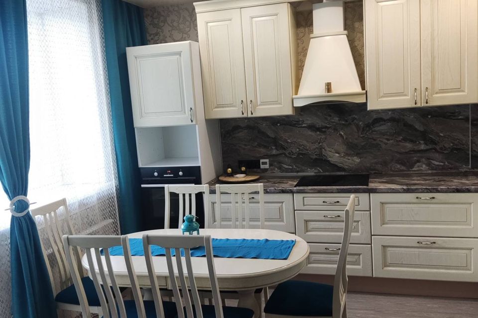 Продаётся 3-комнатная квартира, 84.2 м²
