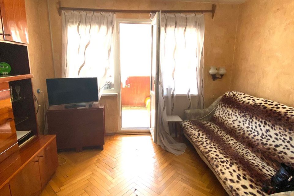 Продаётся 1-комнатная квартира, 32 м²