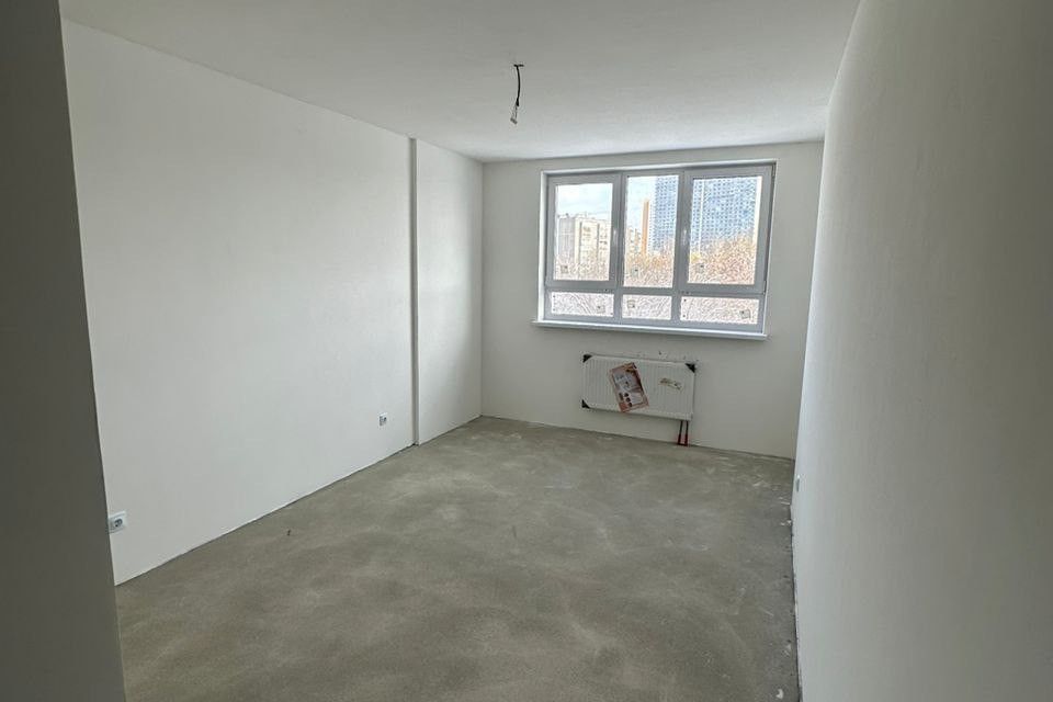 Продаётся 1-комнатная квартира, 41.8 м²