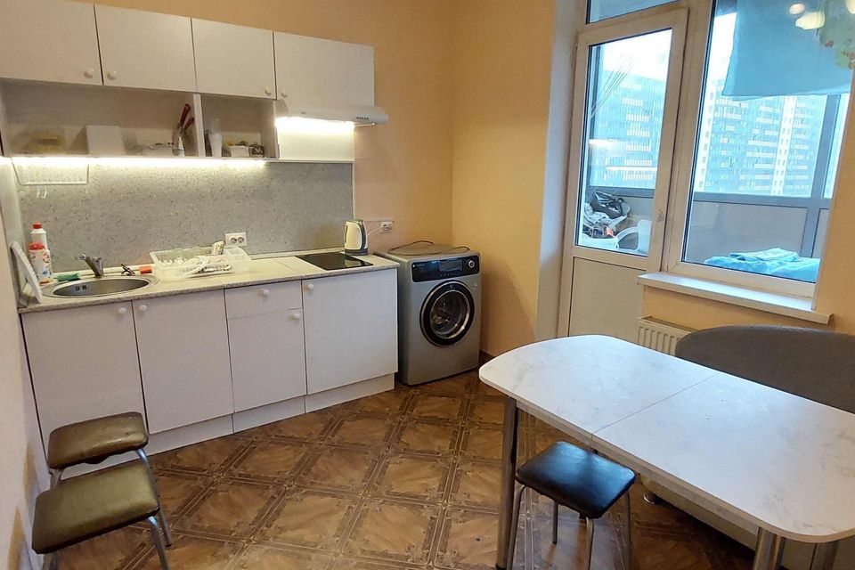 Сдаётся 2-комнатная квартира, 52 м²
