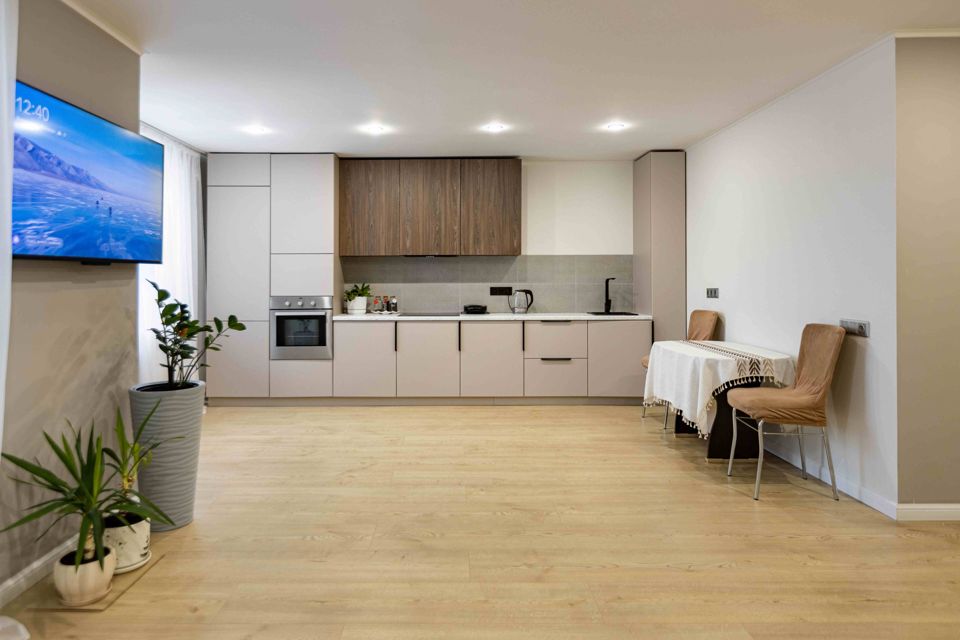Продаётся 3-комнатная квартира, 104 м²