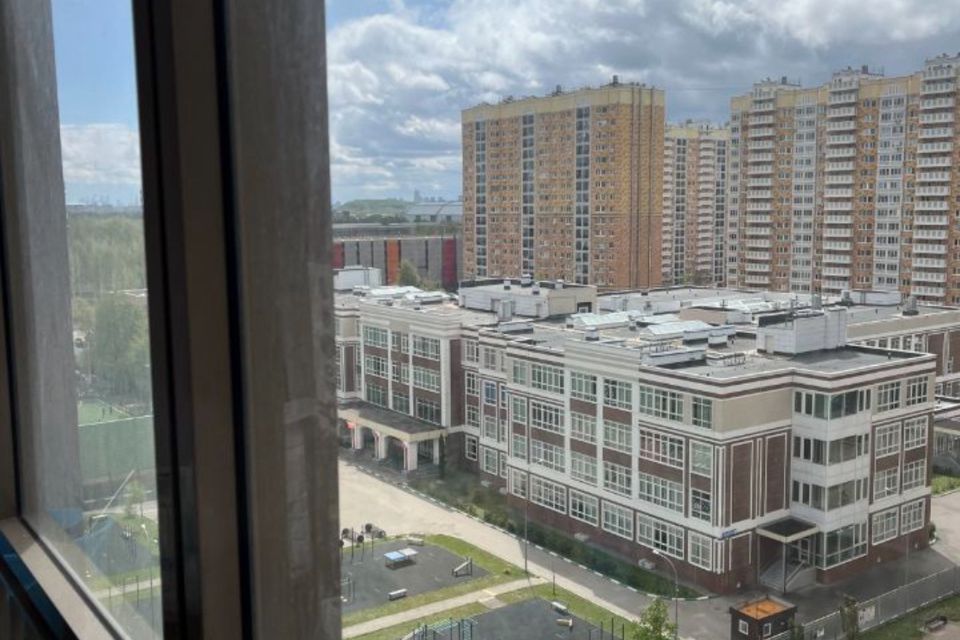 Продаётся 1-комнатная квартира, 37.3 м²