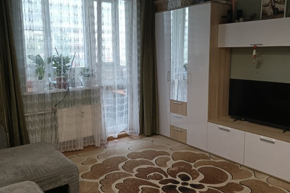 Продаётся 2-комнатная квартира, 57 м²