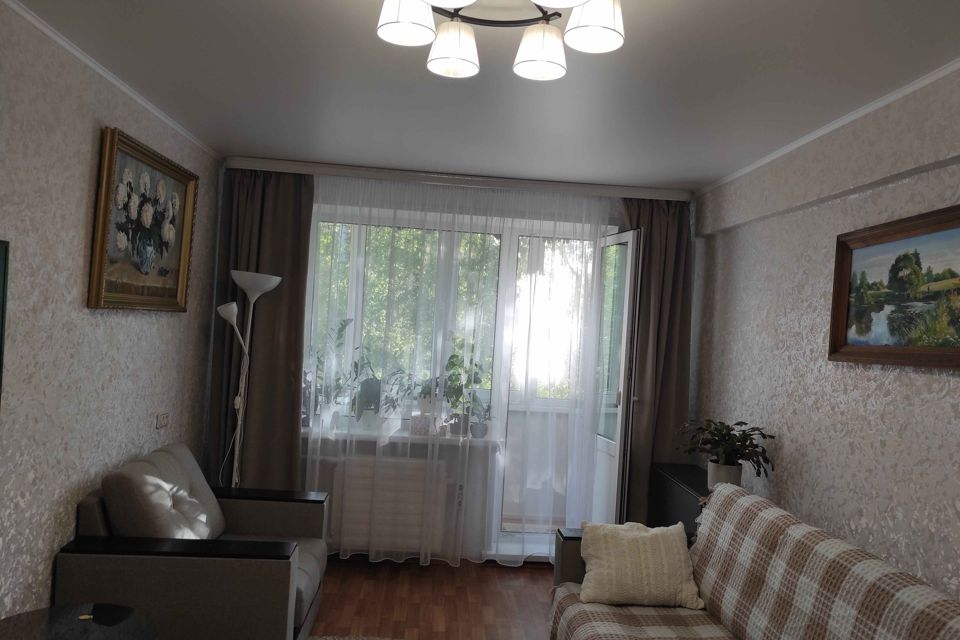 Продаётся 3-комнатная квартира, 62.4 м²