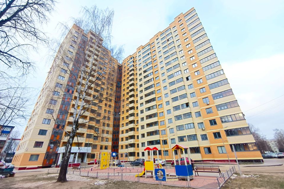 Продаётся 3-комнатная квартира, 62.7 м²